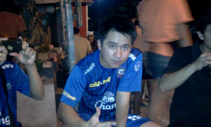 ผมบอกใบ้ ไรใครรู้บ้าง
