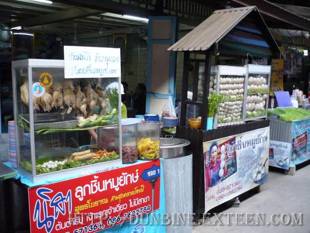 ร้านก๋วยเตี๋ยวให้ลูกชิ้นมาลูกเดียวแต่คิดตังชามละ 85 บาท โมโหเลย!!