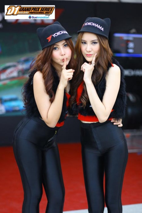 ผู้หญิงใส่ กาเกงแบบนี้ ผมชอบจัง... หุ่นไม่ดี ใส่ไม่สวยนะ