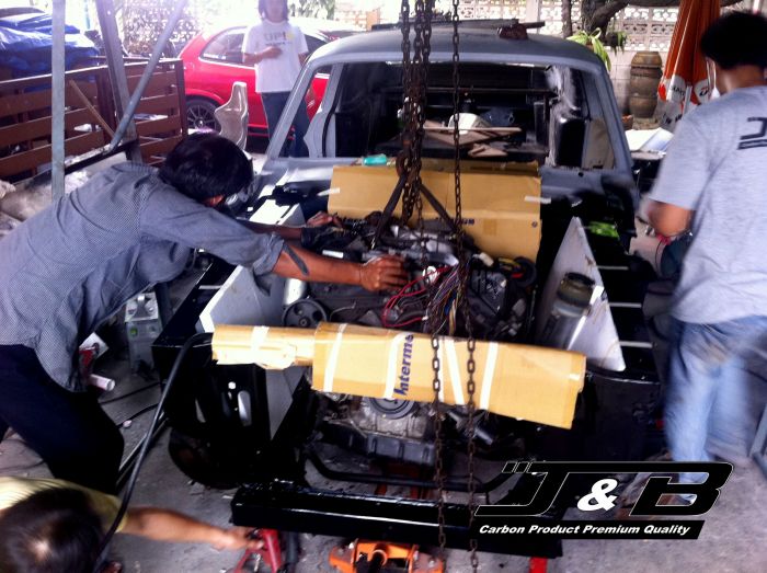 ฝากระโปรงหน้า หลัง งาน carbon vacuum เข้ามาดูครับเป็นยังไง