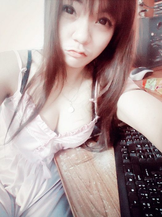 น้องฝ้ายฟรอมเอฟบี