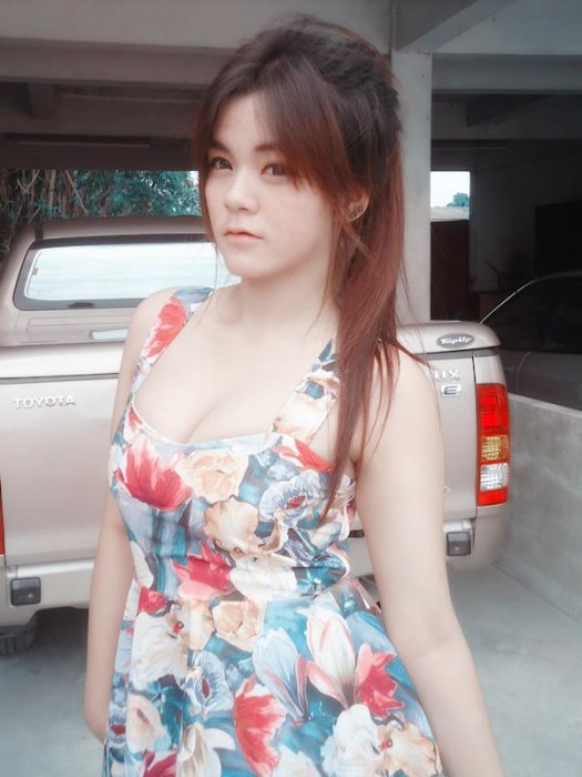 น้องฝ้ายฟรอมเอฟบี
