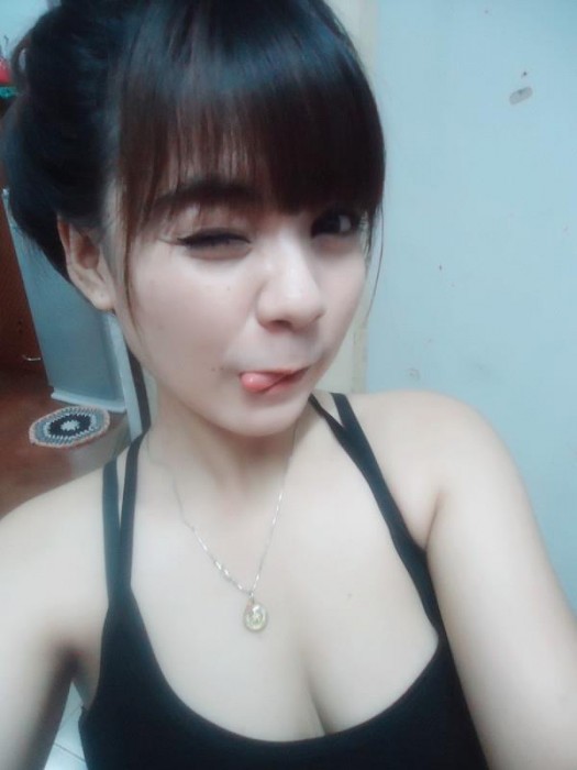 น้องฝ้ายฟรอมเอฟบี