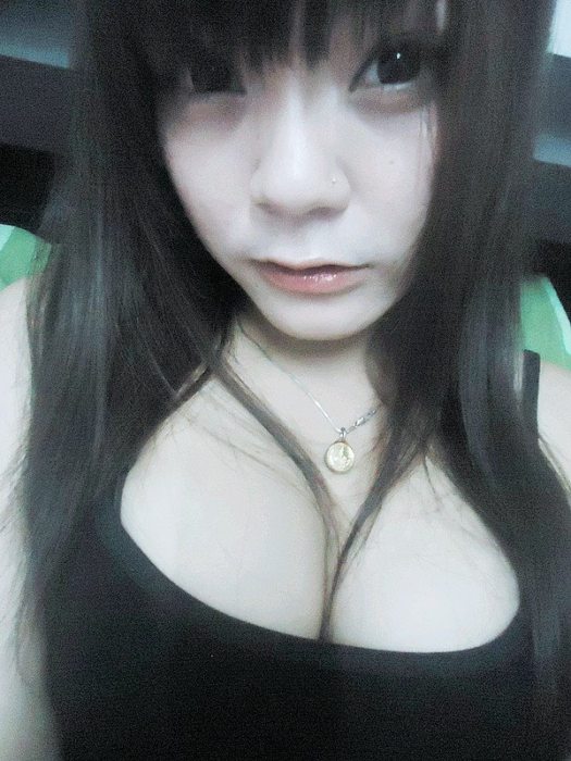 น้องฝ้ายฟรอมเอฟบี