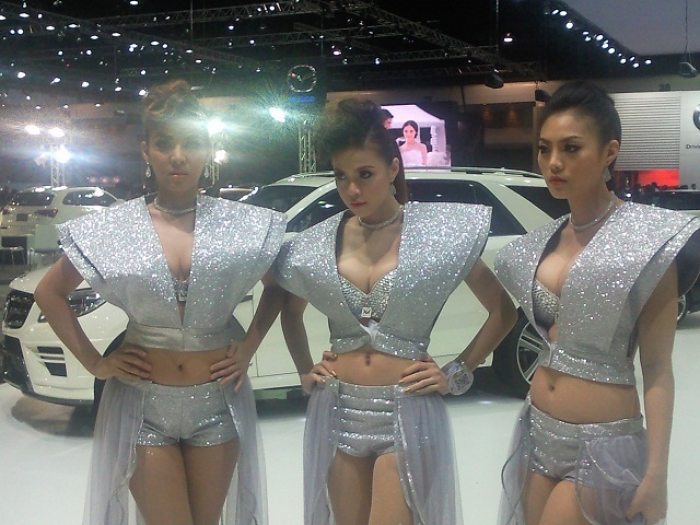 pretty motor expo 2012 มาฝาก