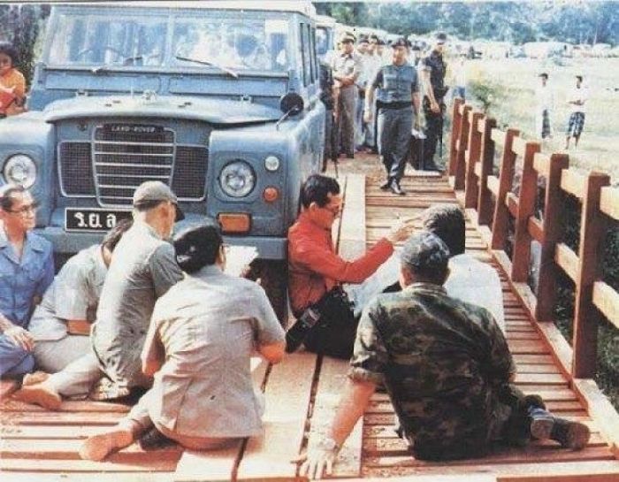 ขอพระองค์...ทรงพระเจริญ...
