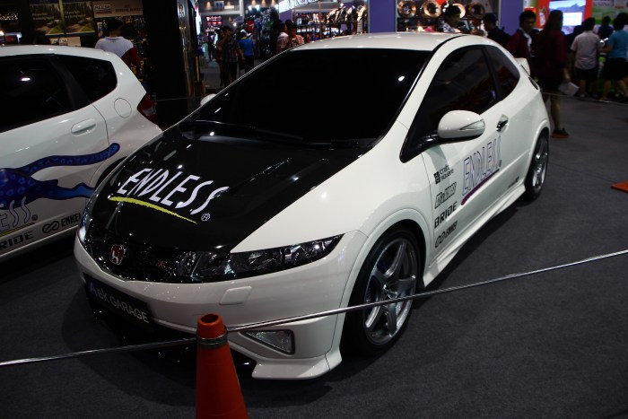 ไป motor expo มาเลยเก็บรูปมาฝาก(มือใหม่เพิ่งหัดถ่ายติชมด้วยนะครับ).(เพิ่มรูปรถให้แล้วครับ)