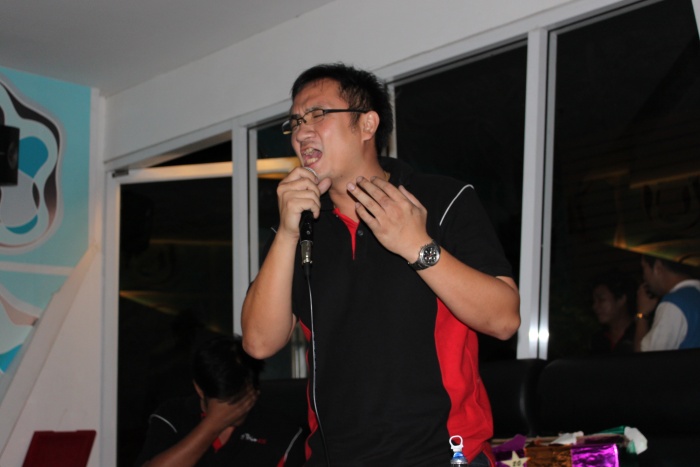 ร้องรำทำเพลง