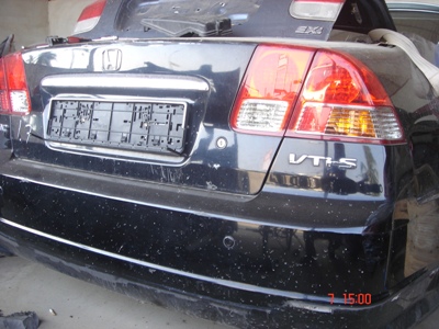 ติดมากับตูดสิงคโปร