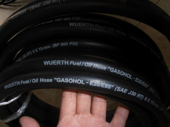 อยากเปลี่ยนท่อน้ำมัน E85 ขอคำแนะนำ