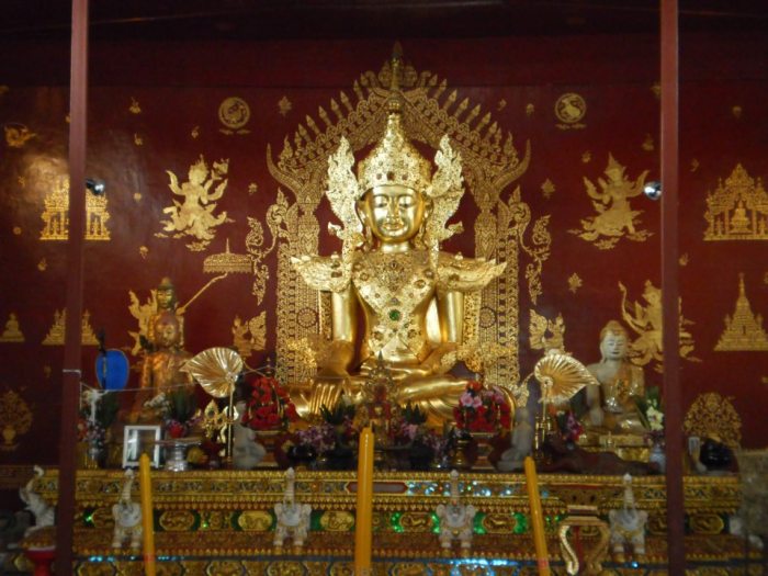 เพื่อนๆesชียงราย-เชียงใหม่ช่วยแนะนำสถานที่เที่ยวหน่อยครับ