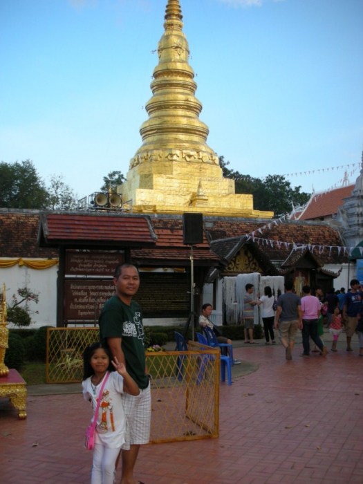 พระธาตุเเช่เเห้ง ประจำปีเกิดเเฟนครับ (ท่านใดเกิดปีเถาะต้องไปครับ)