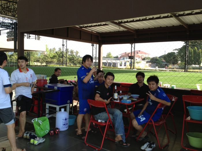 es ชลบุรีพบกันงานมีตติ้งประจำเดือน วันที่ 6 กันยา ณ สนาม BFC บางแสน เวลา 17.00 เป็นต้นไป