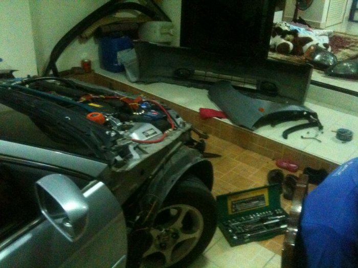 สภาพหลังจากรื้อออกมาหมด

สีฝาเพื้อน 4 ทุ่ม วิ่งหาซื้อ เคฟล่าดำมาหุ้มฝา
