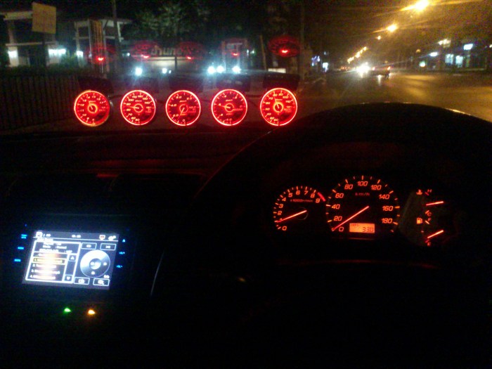 เพิ่ม Defi มาอีก 2 ตัวครับ Volt + Water temp.
+
ไมล์ EP3 Type R จากพี่เอ้ คร้าบ