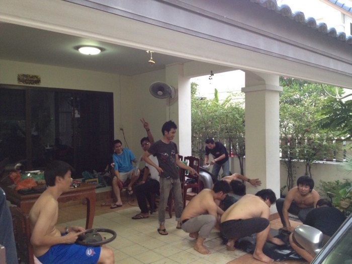 แหม่ เถื่อนดีจิงๆ ES ชลนี่ 555+