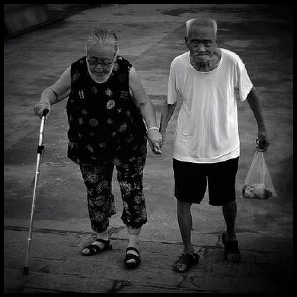 คุณทำอะไรเพื่อคนที่เค้ารักคุณแล้วหรือยัง