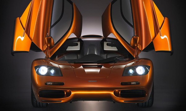 Mclaren P1 -->0-100 กม/ชม ใน 3วินาที