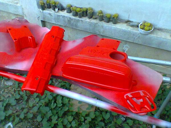 เริ่มลงสีแดงครับ