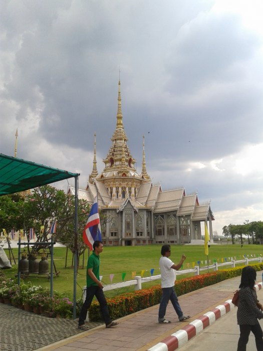 นำภาพ วิหารสมเด็จพระพุฒาจารย์(โต)  มาฝากคร๊าบ