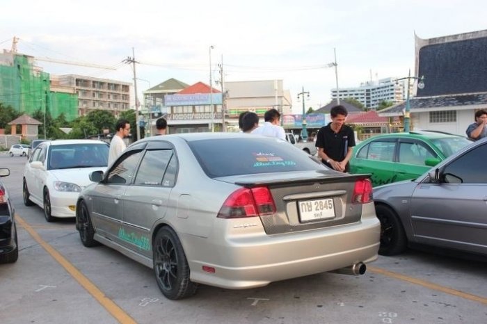 ES THONBURI มิ๊ตติ้งเสาร์24มค 17.00เป็นต้นไปร้านกลิ่นพฤษา กิ้นเลี้ยงปีใหม่ครับ เจอกันครับ เพื่อนใหม่