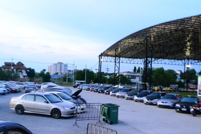 เก็บภาพงานฟุตบอลสนามหญ้าเทียม BFC บางแสน