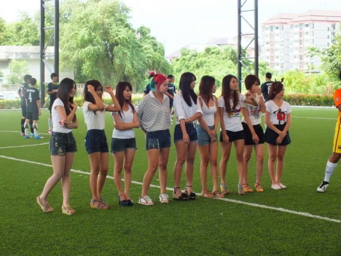 ES 304  ปราจีนบุรีทางนี้เลยครับ