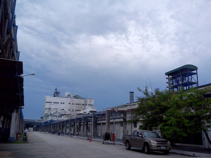 14.15น.ฟ้ากำลังจะเปลี่ยนสีค่ะ