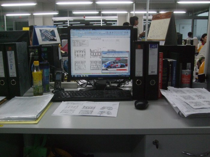 โต๊ะทำงานของทุกท่านเป็นยังไงกันบ้างมาอวดกันหน่อย หุหุ