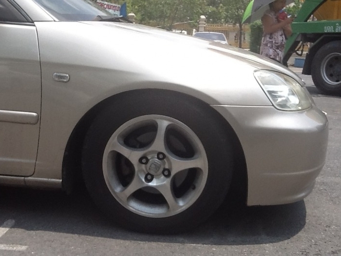 ขายสปริงโหลด Tein หน้าหลังทั้งชุด 3500 ครับ