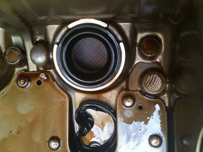 DIY ซีลคอล์ยหัวเทียน  หลังวิ่งแก๊สไป 20000 Km.