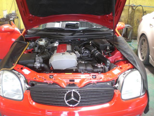 slk กับ e85kit germany  แคมรีที่จอดข้างๆ ก็ติดครับ   ติดตั้งไปพอสมควรแล้วครับ  ลงรูปเยอะเปลืองเนื้อที่เวปครับ ขออภัยด้วย