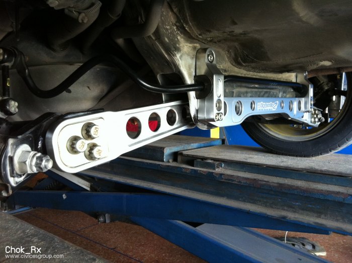 Lower Control Arm - Skunk2 USA.