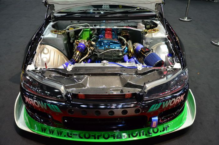 เอาบรรยายกาศงาน Auto Salon 2013 มาฝากไว้ดูเพลินๆครับ