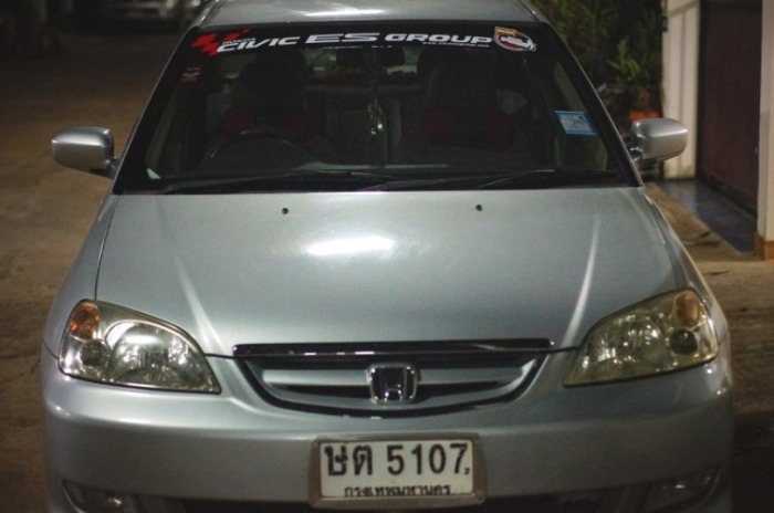ขอถามเรื่องสติ๊กเกอร์คาดหน้า CIVIC ES GROUP