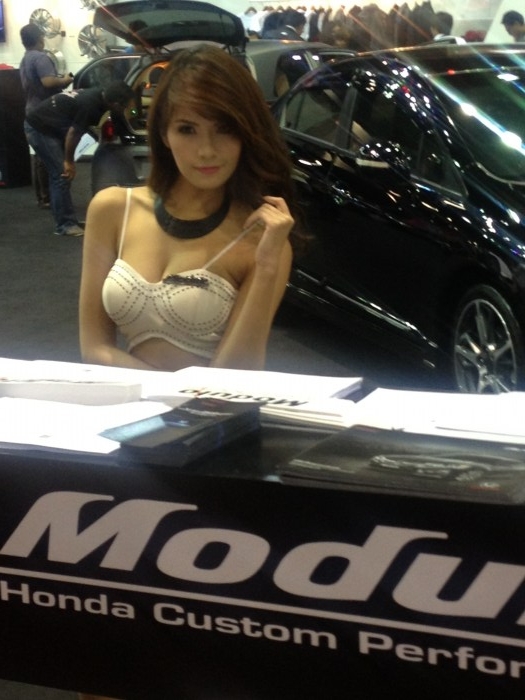มีของฝากจากงาน Bangkok International Auto Salon 2013 จ้าา