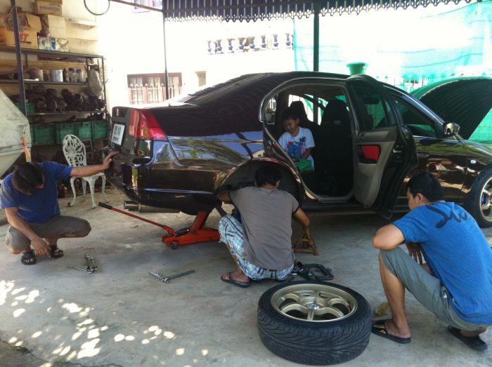 ยาว ๆ กัน ไปปป