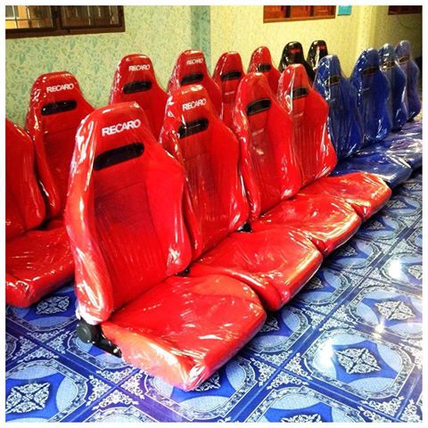 หาซื้อเบาะ recaro (copy) งานเนียนๆได้ที่ไหนครับ ^^