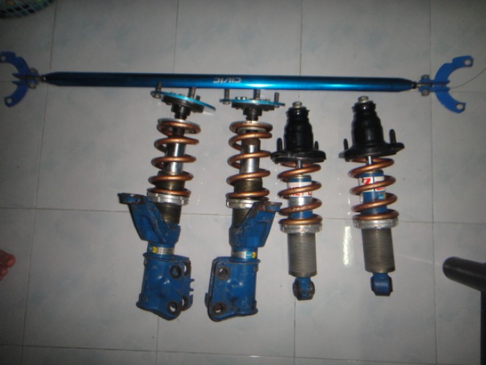 โช๊ค bilstein Dc5 ราคาเท่าไหล่ดีคับ