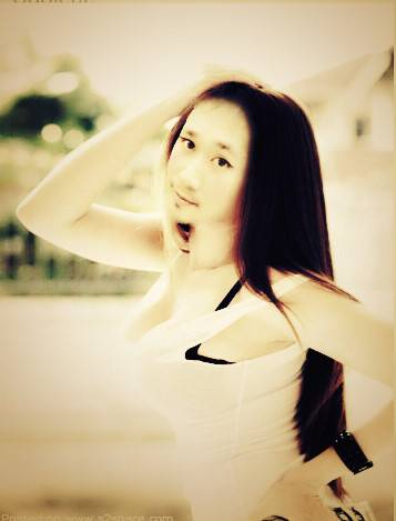 สาวน้อย อกอึ้ม อึมครึมความรัก