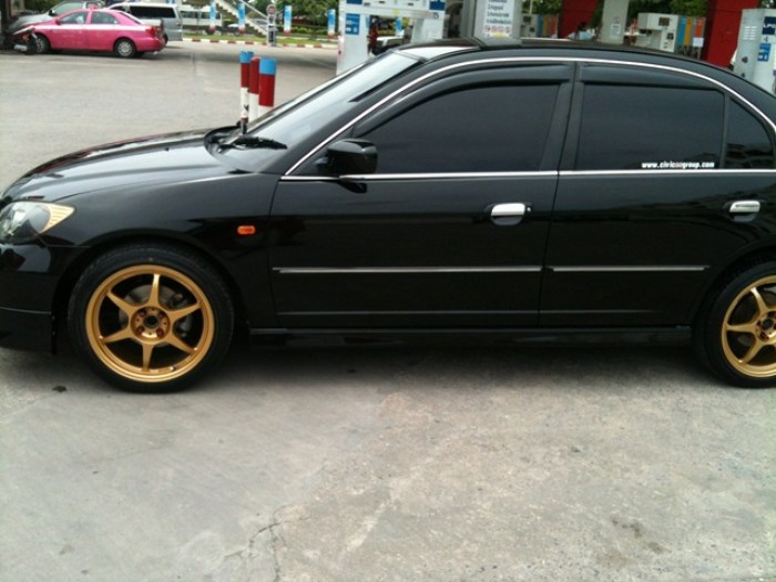 ขาย civic 2.0 ปี 2004 +LPG ปรับราคาลง + รูป (ขายแล้วครับ)