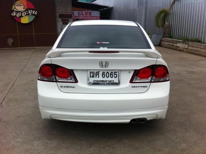 CIVIC 1.8 i-VTEC AT ปี 2009 (E-AS Top) สีขาว Top 1.8E-As, Airbag ABS, แอร์ดิจิตอ