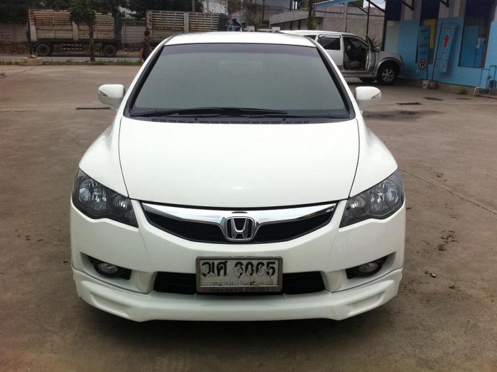 CIVIC 1.8 i-VTEC AT ปี 2009 (E-AS Top) สีขาว Top 1.8E-As, Airbag ABS, แอร์ดิจิตอ