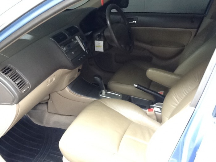 ขายHonda civic es 03auto ไฟท้ายโดนัท เดิมๆไม่เเก้ส ไม่เเต่ง สีบรอนฟ้า