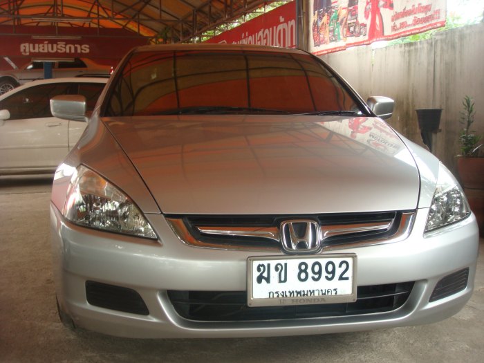 ขออนุญาติขายรถ ACCORD ปี 2006 เครื่อง 2.4 498,000
