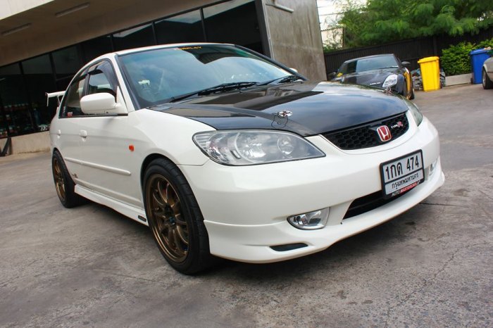 ขายCivic Es ขาวType R Mugen เครื่อง K20A  6 Speed