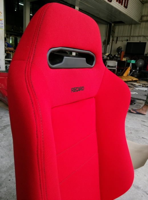 (อัพเดท 10-10-57) ขายเบาะ Recaro Type R ,Bride Lowmax งานไทย ,Header 4-2-1 ราคาต้องมีโ10