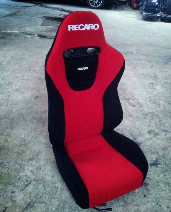 (อัพเดท 10-10-57) ขายเบาะ Recaro Type R ,Bride Lowmax งานไทย ,Header 4-2-1 ราคาต้องมีโ10