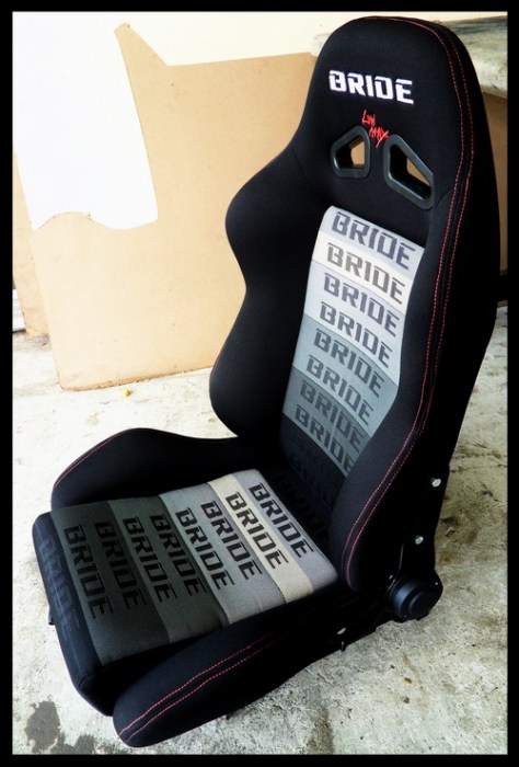 (อัพเดท 10-10-57) ขายเบาะ Recaro Type R ,Bride Lowmax งานไทย ,Header 4-2-1 ราคาต้องมีโ10