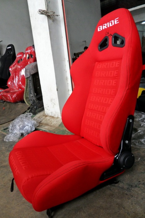 (อัพเดท 10-10-57) ขายเบาะ Recaro Type R ,Bride Lowmax งานไทย ,Header 4-2-1 ราคาต้องมีโ10